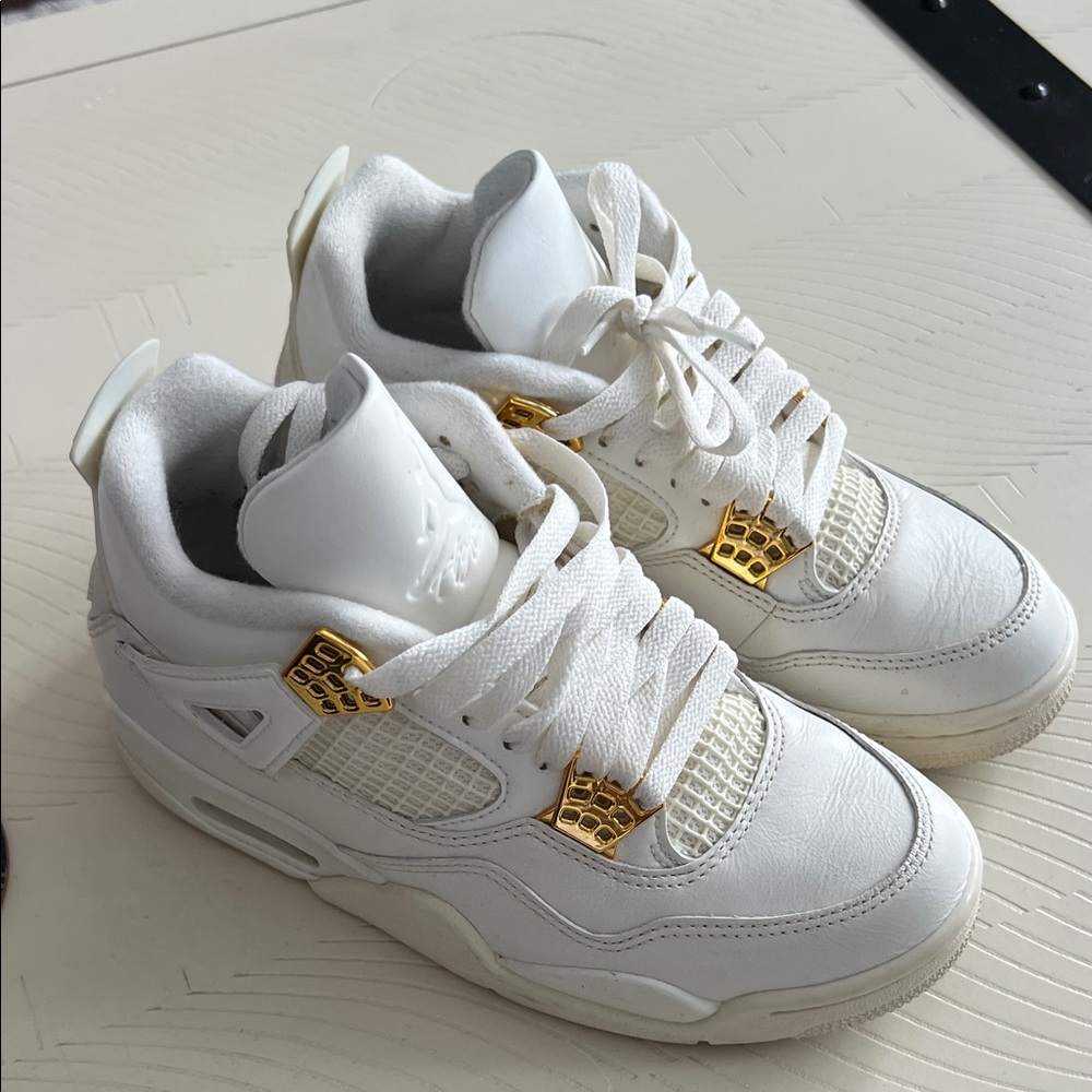 Jordan Women's Sneakers in White and Gold